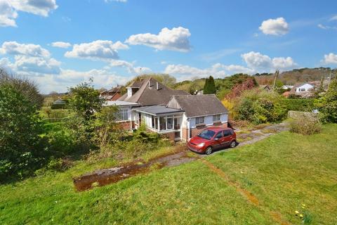 Silver-hayes Beacon Road, Broadstone, BH18 9JL