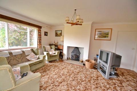 Silver-hayes Beacon Road, Broadstone, BH18 9JL
