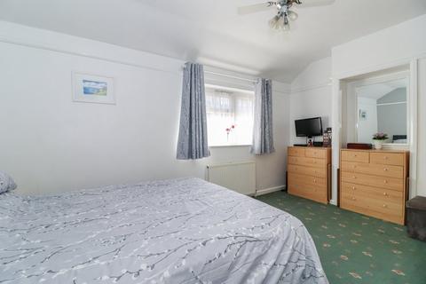 65 Brockhurst Road, Chesham, HP5 3JB