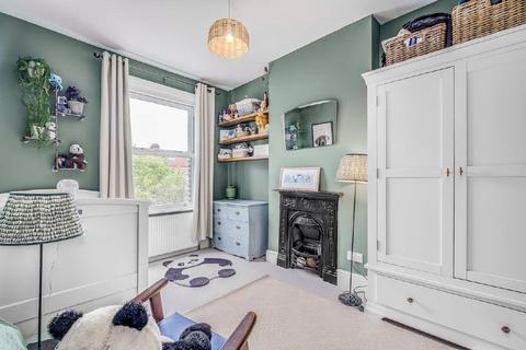 5 Edna Road, London, SW20 8BS