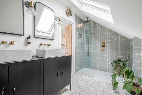 5 Edna Road, London, SW20 8BS