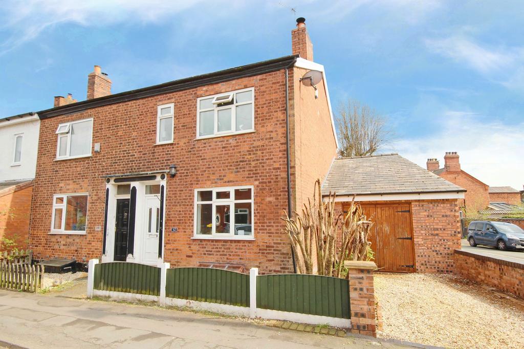 Lydyett Lane, Barnton, CW8 3 bed end of terrace house for sale - £200,000