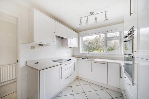 3 bedroom bungalow for sale, Mayfield Drive, Pinner, HA5