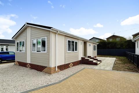 2 bedroom bungalow for sale, Easington Road, Hartlepool, Durham, TS24 9SJ