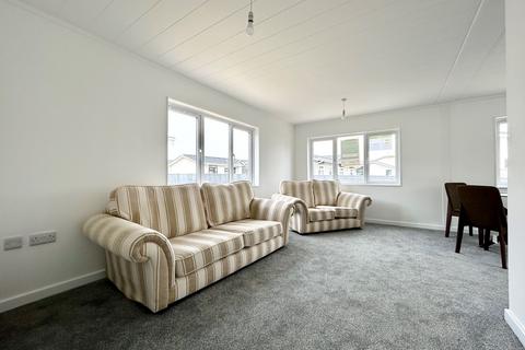 2 bedroom bungalow for sale, Easington Road, Hartlepool, Durham, TS24 9SJ