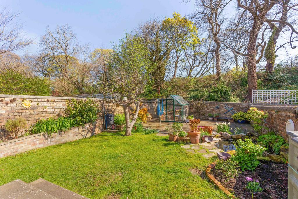 Property Image 37