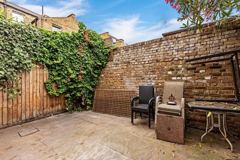 12 Palace Mews, London, SW6 7TQ