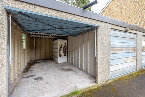 Garages For Sale In Knight's Hill
