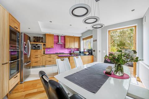 36 Harp Road, London, W7 1JE