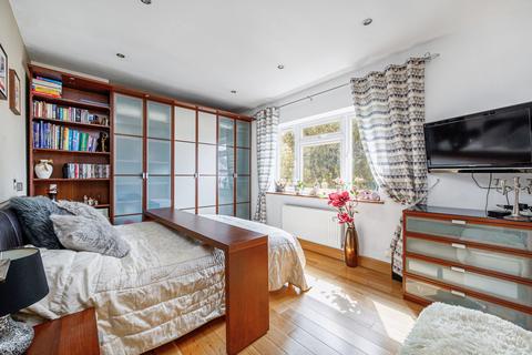 36 Harp Road, London, W7 1JE
