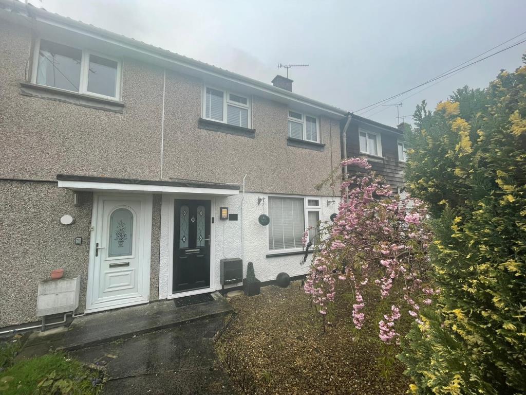 Baydon Close, Moredon, SN25 3 bed terraced house £1,200 pcm (£277 pw)
