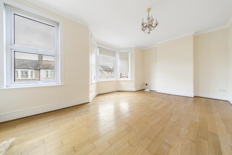 Minard Road Catford SE6 1 bed flat £1,500 pcm (£346 pw)