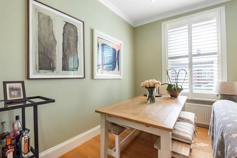 Upper Flat At, 26 Nansen Road, London, SW11 5NT