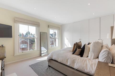 Upper Flat At, 26 Nansen Road, London, SW11 5NT