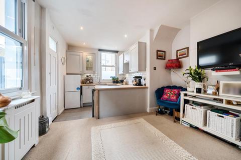 22 Renmuir Street, London, SW17 9SS