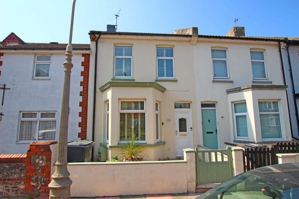 Redoubt Road, Eastbourne, BN22 7DH 2 bed terraced house for sale £300,000