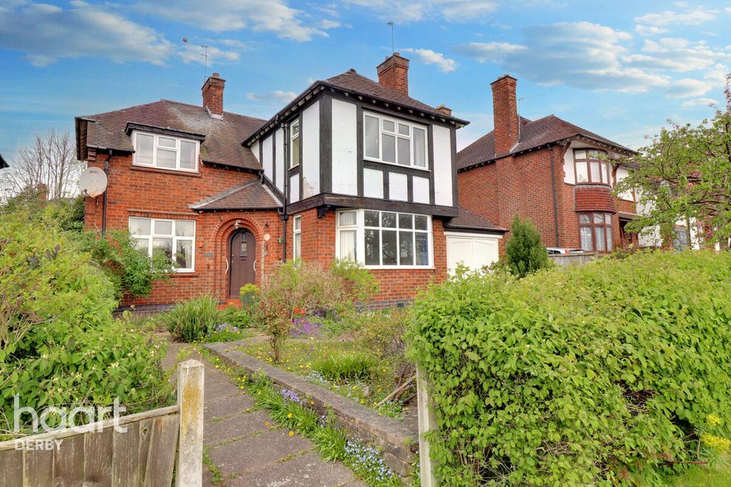 Carlton Road, Derby 3 bed detached house for sale £310,000