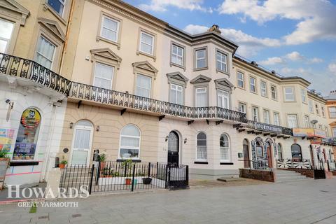 5 bedroom terraced house for sale, Marine Parade, Great Yarmouth