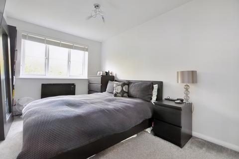 29 Jeffcut Road, Chelmsford, CM2 6XN