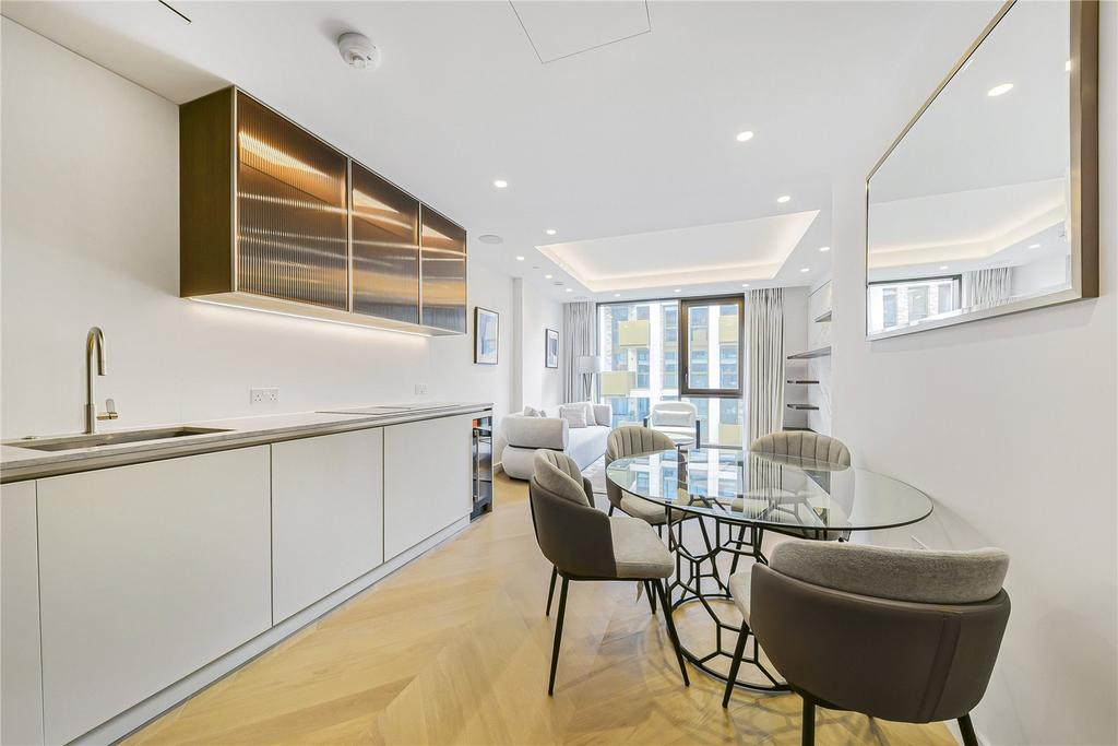 Apartment in London - View 3