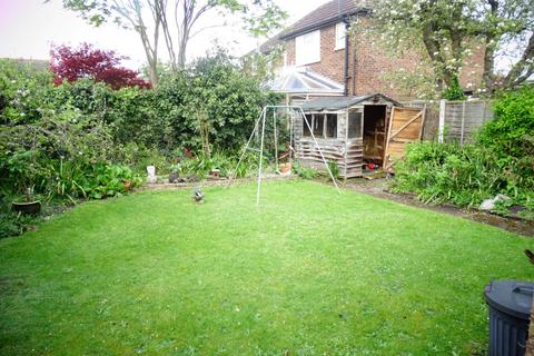 4 bedroom semi-detached house for sale - Wolsey Road, Ashford, TW15