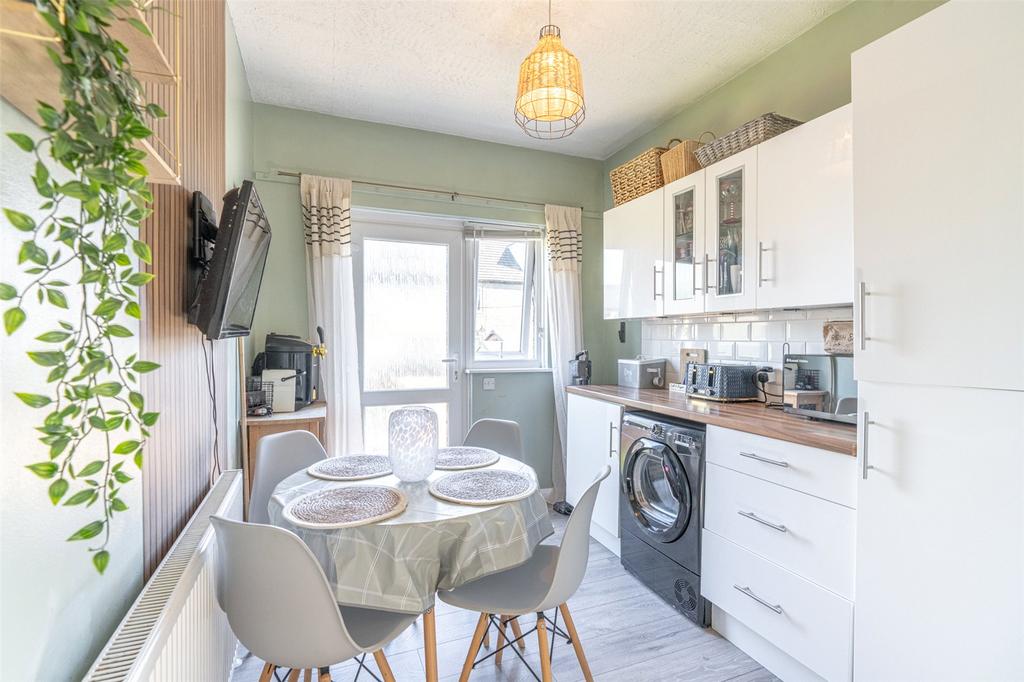 Kitchen Alt