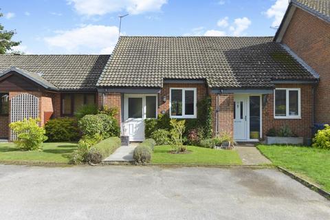 39 Elm Park, Cranleigh, GU6 8UG
