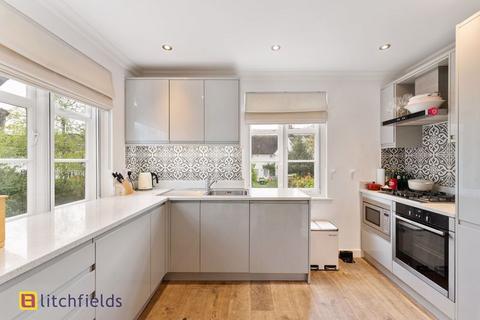 3 bedroom cottage for sale, Wordsworth Walk, Hampstead Garden Suburb, NW11