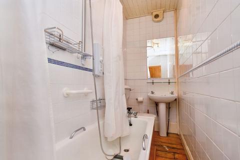 1 Crow Road, Lennoxtown, Glasgow, G66 7HR