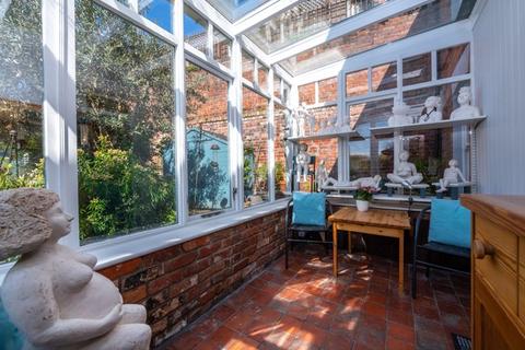 Summerdown Beaumont Fee, Lincoln, LN1 1EZ
