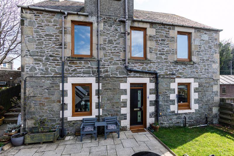 6 Yarrow Terrace, Selkirk 2 bed flat £125,000