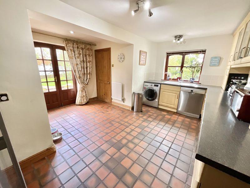 Lower Heath, Whitchurch 4 bed detached house for sale £725,000