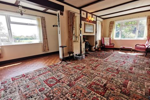 3 bedroom chalet for sale, Church Meadow Lane, Bergh Apton, Norfolk