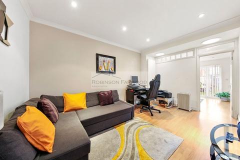 2 bedroom ground floor flat to rent, Elmstead Avenue, Wembley HA9 8NY