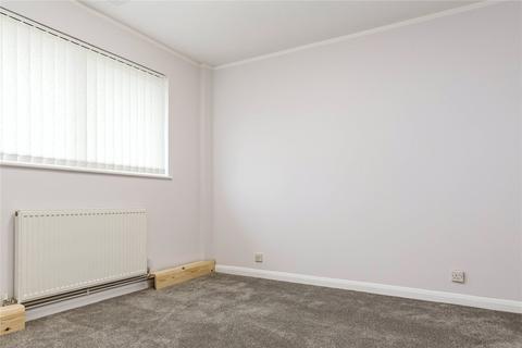 3 bedroom terraced house to rent, Royal Close, Henbury, Bristol, BS10