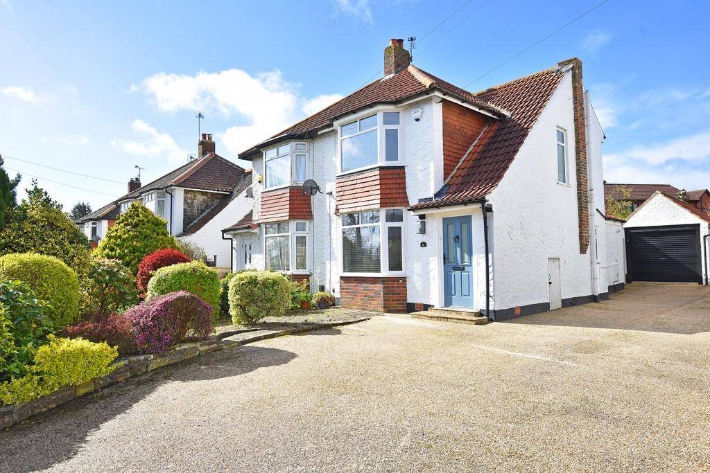 Yew Tree Lane, Harrogate 2 bed semi-detached house for sale - £325,000