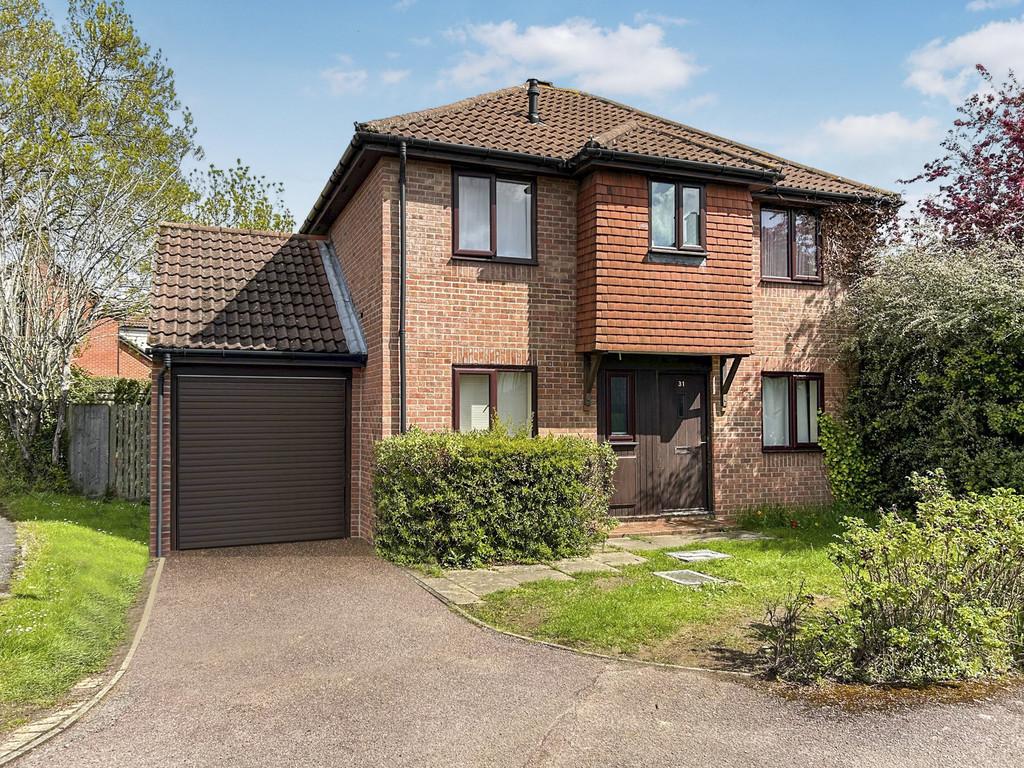 Abingdon, Oxfordshire 4 bed detached house for sale £475,000