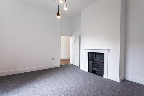 1 bedroom apartment to rent, St James Chambers, 9 Union Street