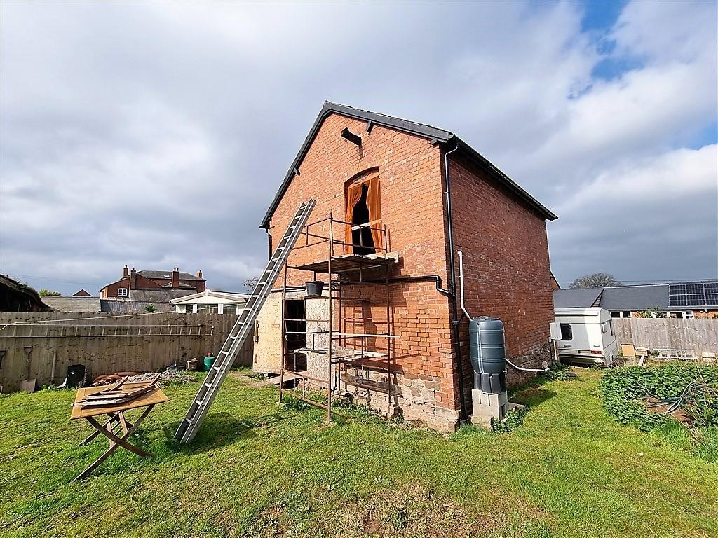 Canon Bridge, Madley, Hereford, HR2 9JF 2 bed detached house for sale