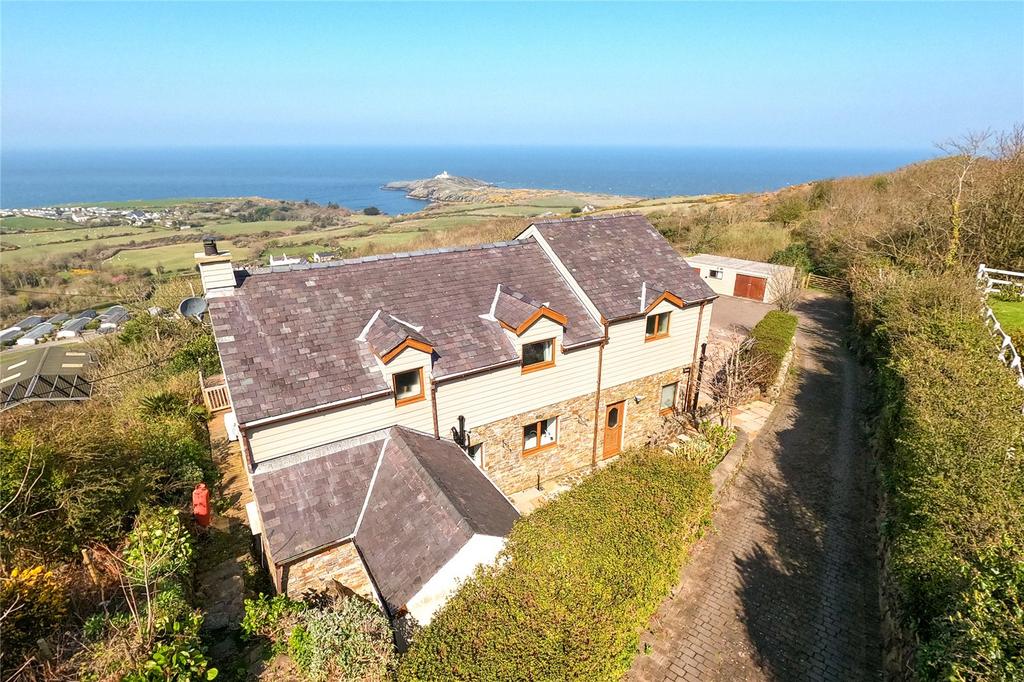 Llaneilian, Amlwch, Isle of Anglesey, LL68 5 bed detached house for