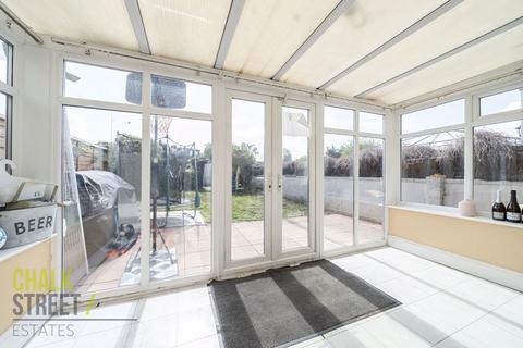 42 Blacksmiths Lane, Rainham, RM13 7AH
