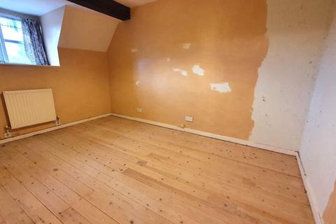 77 India Road, Gloucester, GL1 4DW