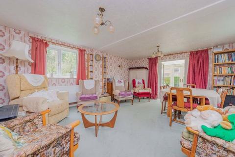 The Cottage Chirk Green, Chirk, Wrexham, LL14 5PY