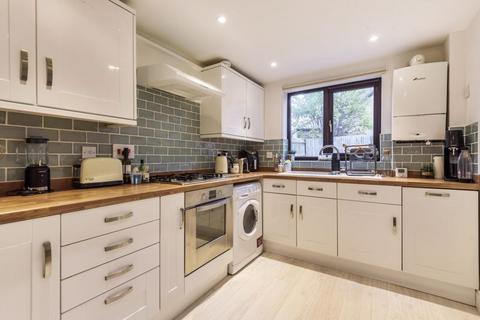3 bedroom semi-detached house for sale - Cotswold Meadow, Witney OX28