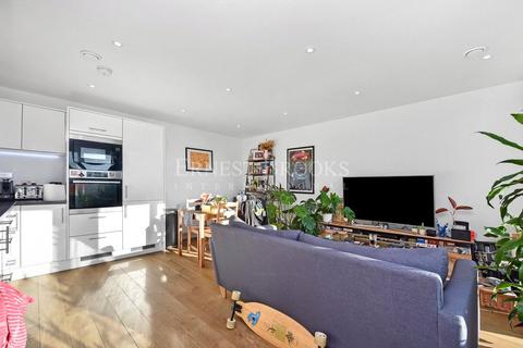 2 bedroom apartment for sale, Artisan Apartments, Legacy Wharf, Stratford, E15