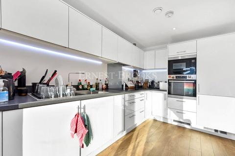 2 bedroom apartment for sale, Artisan Apartments, Legacy Wharf, Stratford, E15