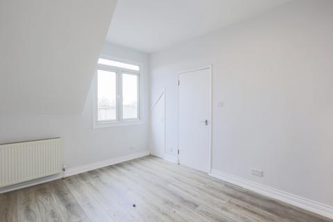 Studio to rent - Mount View Road, Crouch End, London, N4