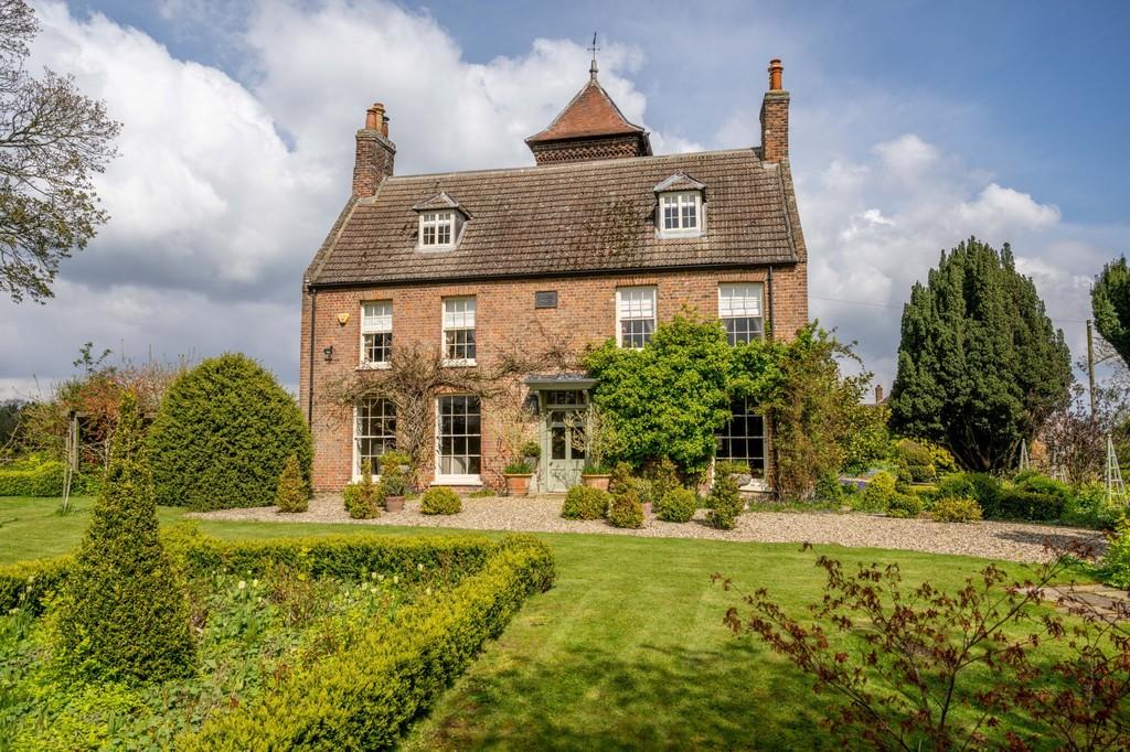 Terrington St. Clement, King's Lynn 4 bed detached house for sale £