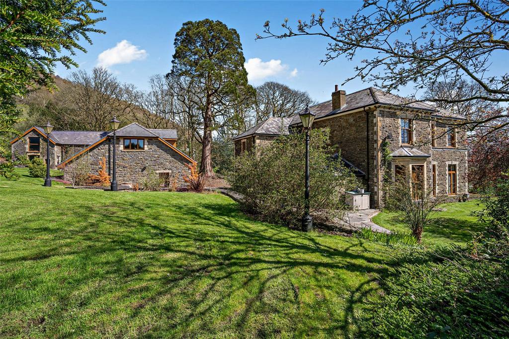 Rear Gardens