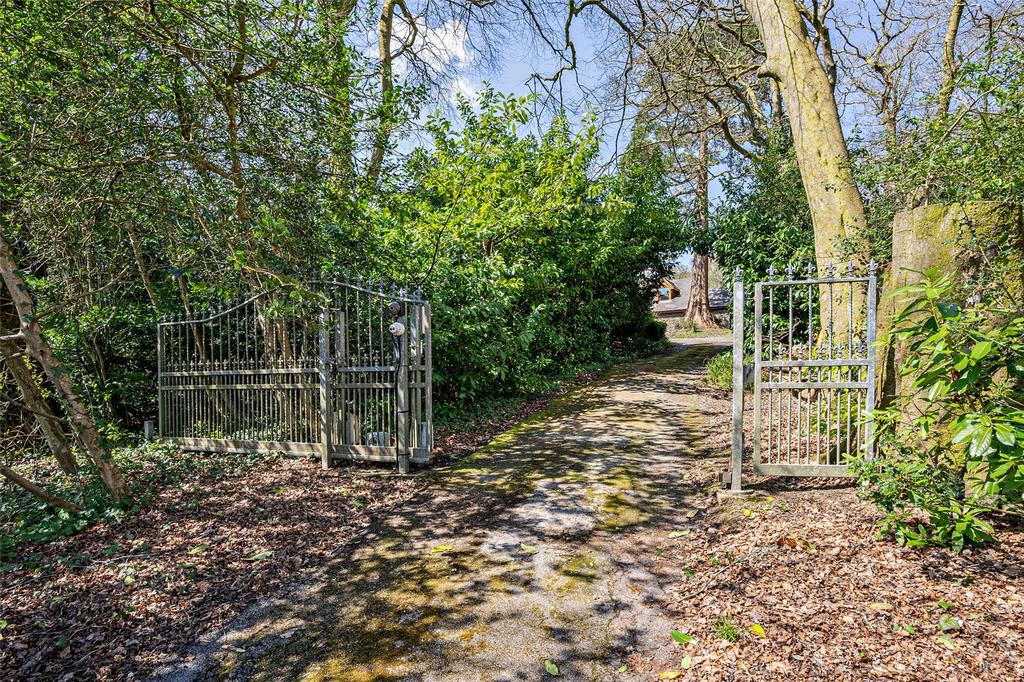 Entrance Gates